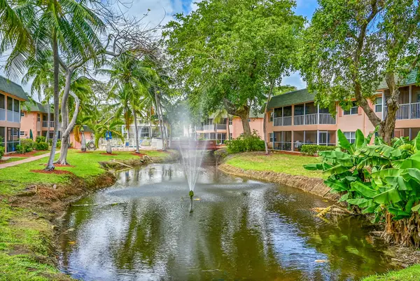 760 SE 2nd Avenue #H105, Deerfield Beach, FL 33441