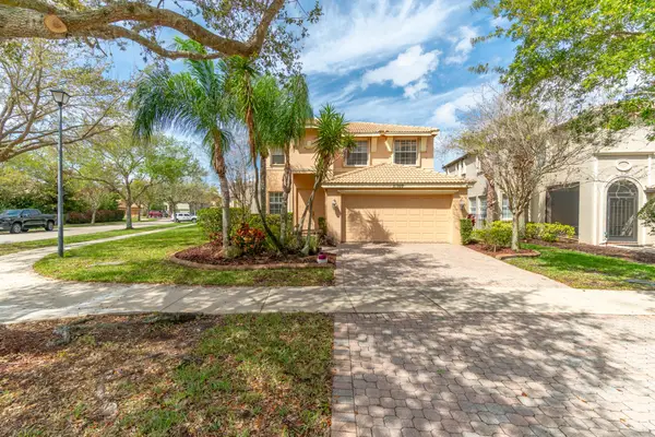 11769 SW Bennington Circle, Port St Lucie, FL 34987