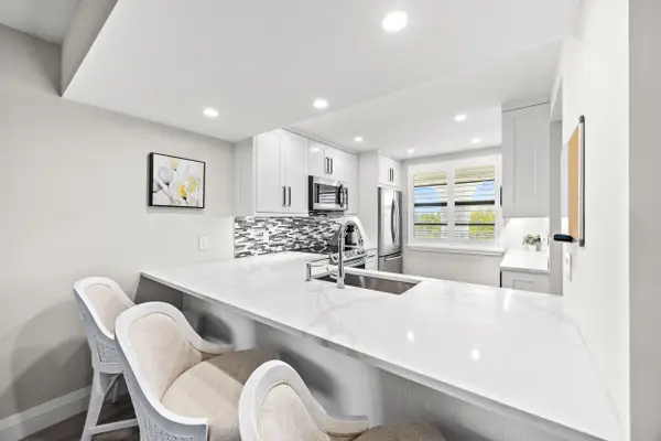 6061 Balboa Circle #403, Boca Raton, FL 33433