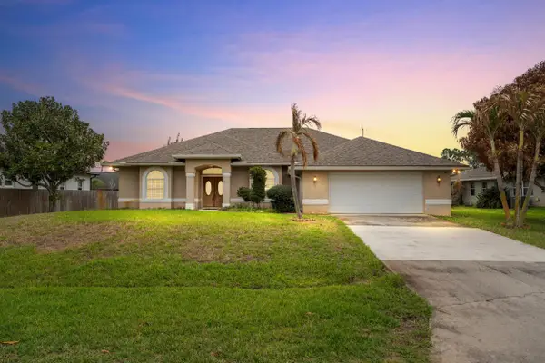 2583 SW Kenilworth Street, Port St Lucie, FL 34953