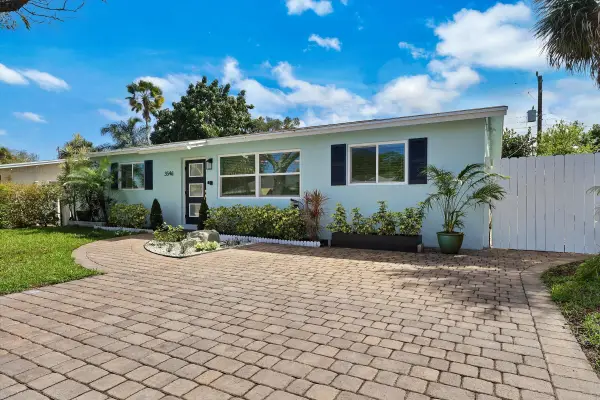 3546 Betty Ann Court E, Palm Beach Gardens, FL 33403