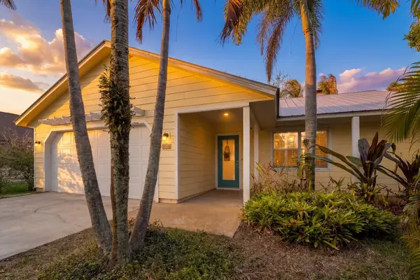 2280 SE Longhorn Avenue, Port St Lucie, FL 34952