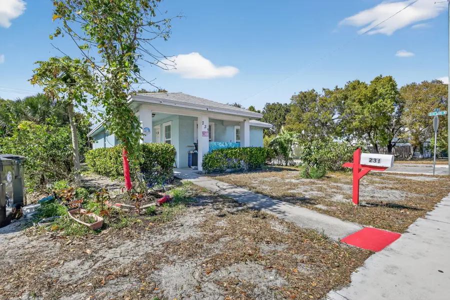 231 N H Street, Lake Worth Beach, FL 33460 - #2