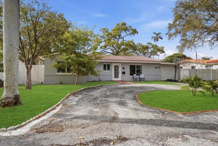 330 SE 6th Street, Pompano Beach, FL 33060 - #2