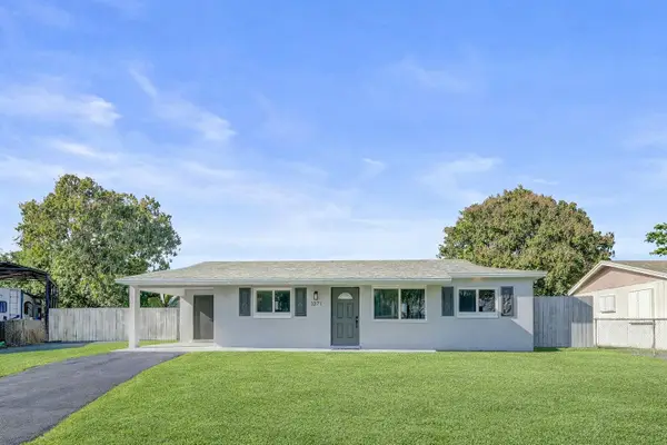 3271 NW 17th Street, Lauderhill, FL 33311