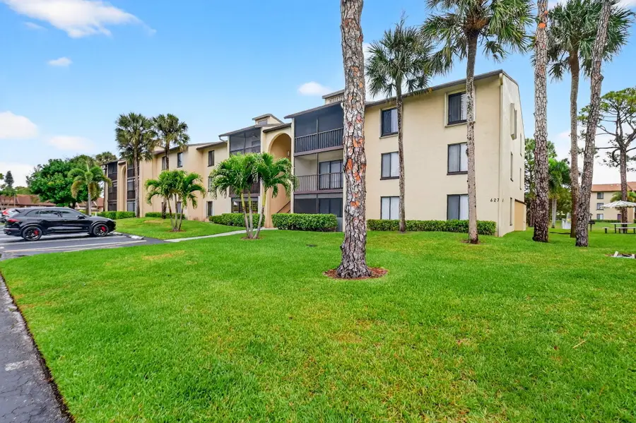 627 Sea Pine Way #B2, Greenacres, FL 33415 - #2