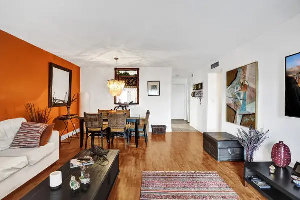 218 NE 12th Avenue #401, Hallandale Beach, FL 33009