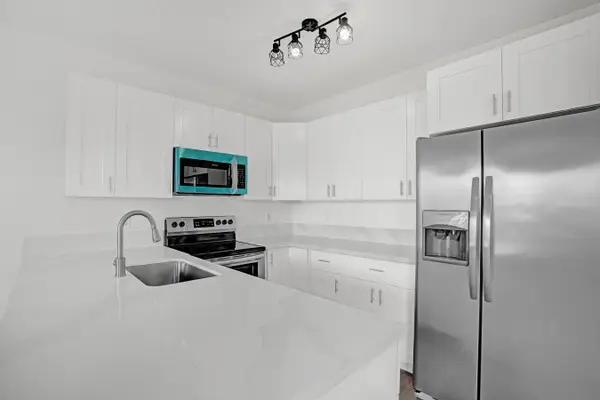 1255 NW 27th Avenue, Pompano Beach, FL 33069