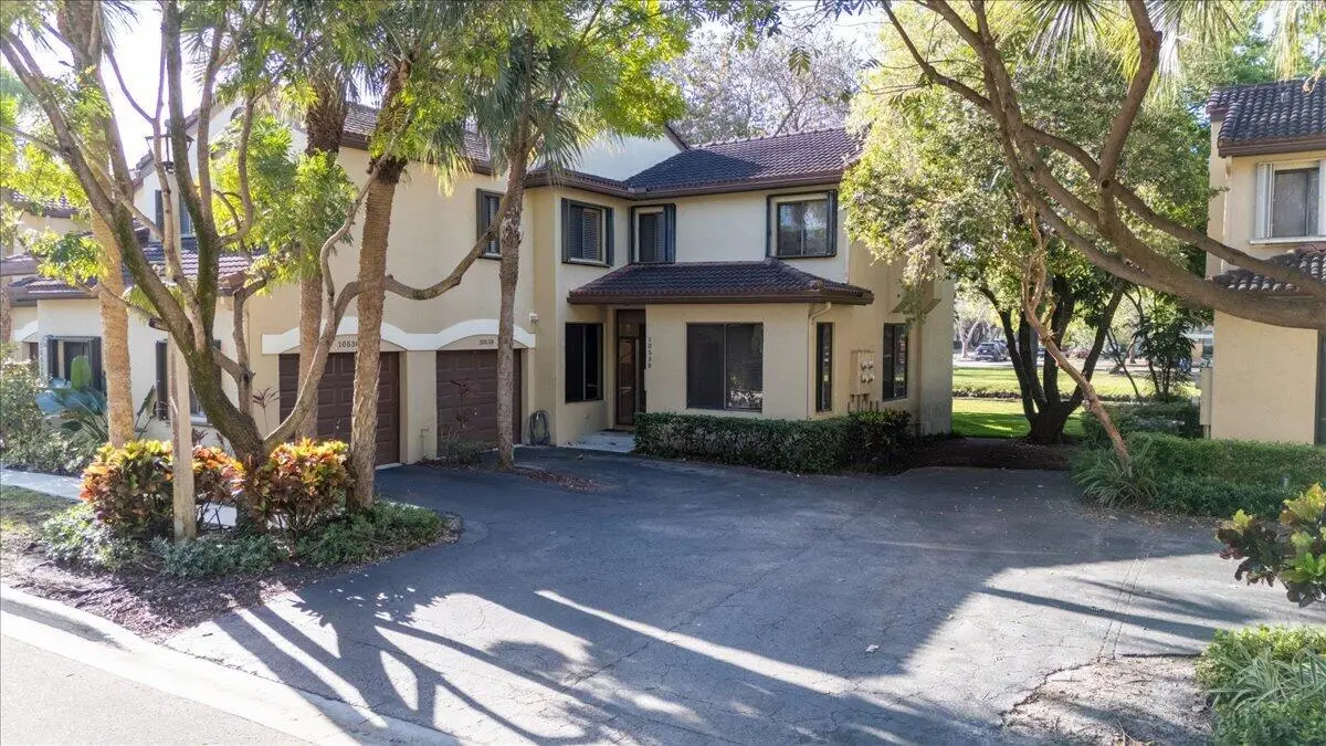 10538 NW 10th Street, Plantation, FL 33322 - #1