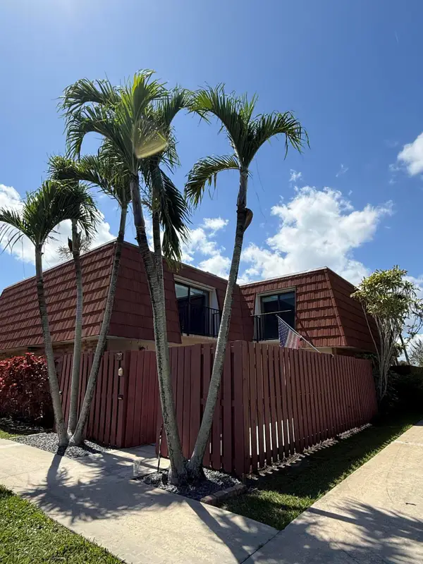 1420 Augusta Circle #125, Delray Beach, FL 33445