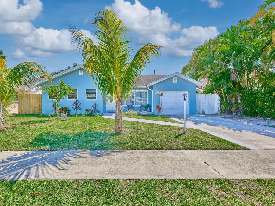 9020 SW 8th Street, Boca Raton, FL 33433 - #3