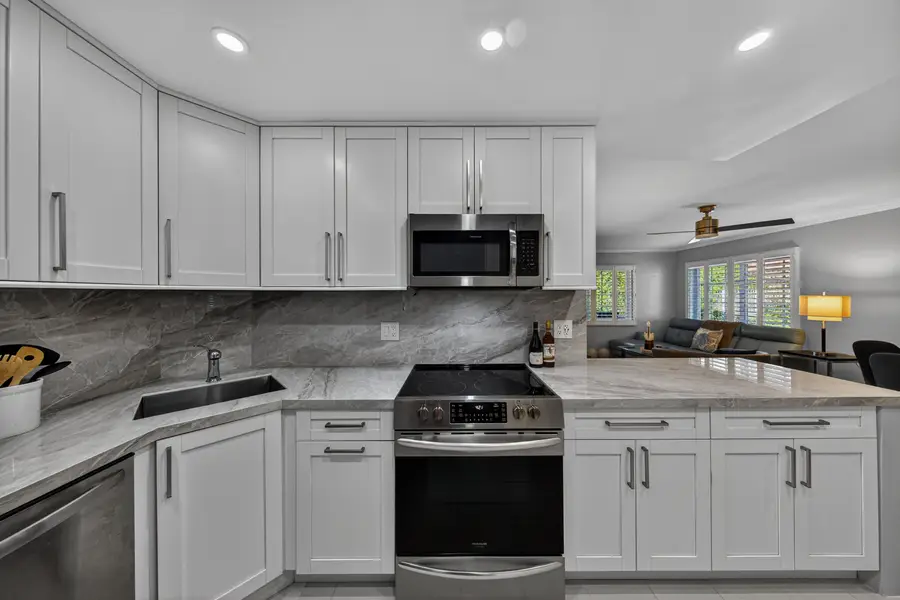 300 NE 19th Court #104n, Wilton Manors, FL 33305 - #3