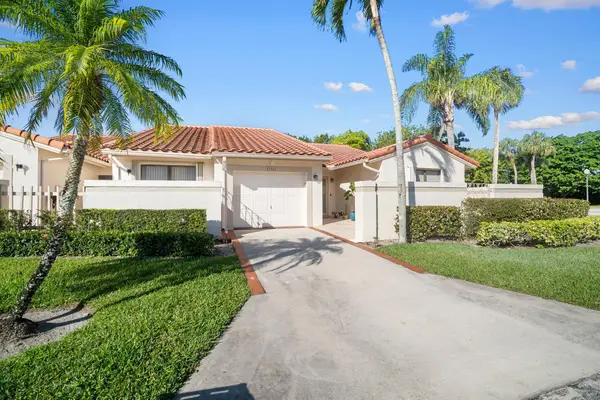 19961 Mona Circle, Boca Raton, FL 33434