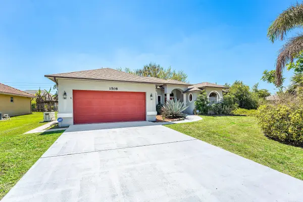 1508 SW Crater Avenue, Port St Lucie, FL 34953