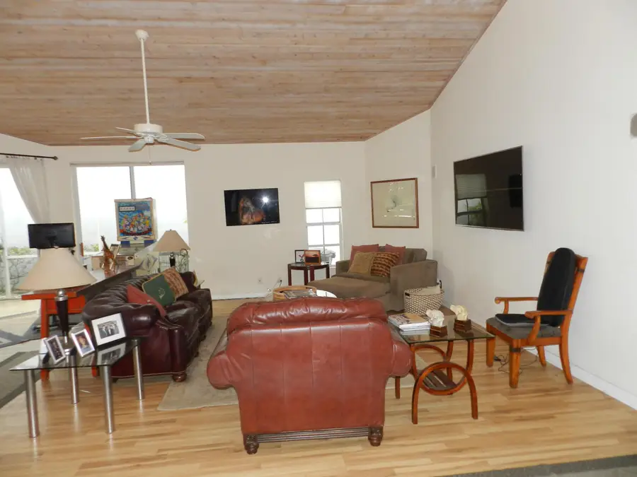 9198 Heathridge Drive, West Palm Beach, FL 33411 - #2