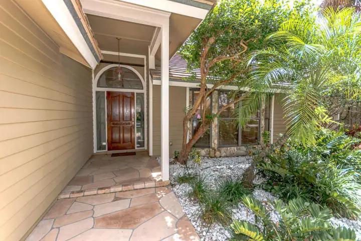 18654 Lake Bend Drive, Jupiter, FL 33458 - #2