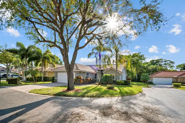 13285 Royale Sabal Court, Delray Beach, FL 33484