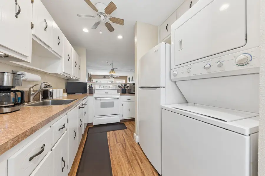 1060 Citrus Way #204, Delray Beach, FL 33445 - #3