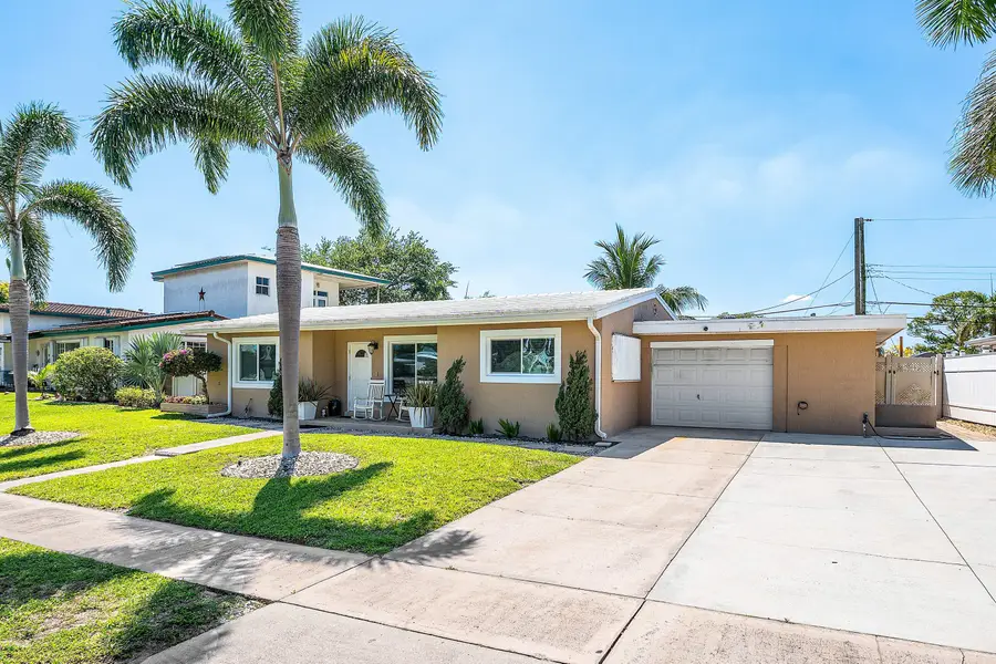 1603 Crest Drive, Lake Worth, FL 33461 - #2