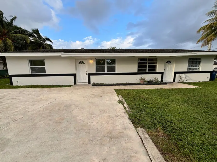 800 SW 7th Street, Hallandale Beach, FL 33009 - #2