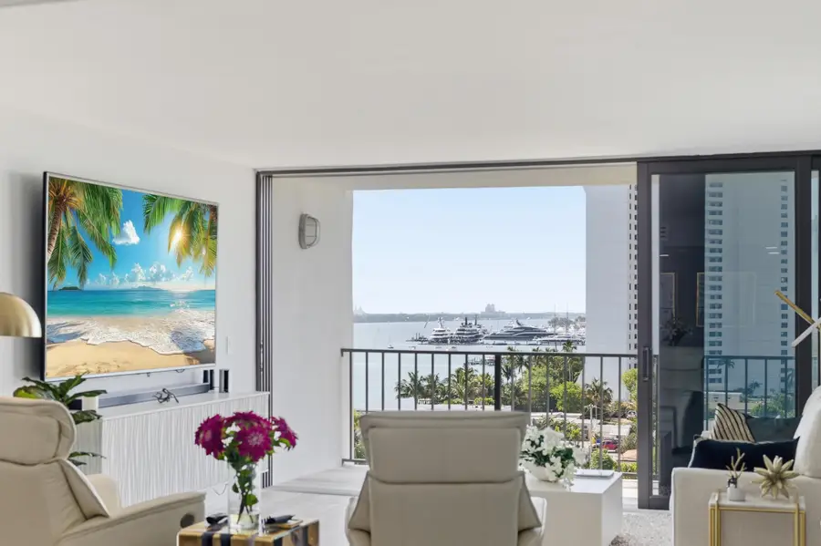 5600 N Flagler Drive #905, West Palm Beach, FL 33407 - #3