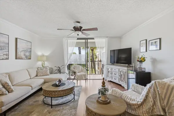 5370 Las Verdes Circle #303, Delray Beach, FL 33484