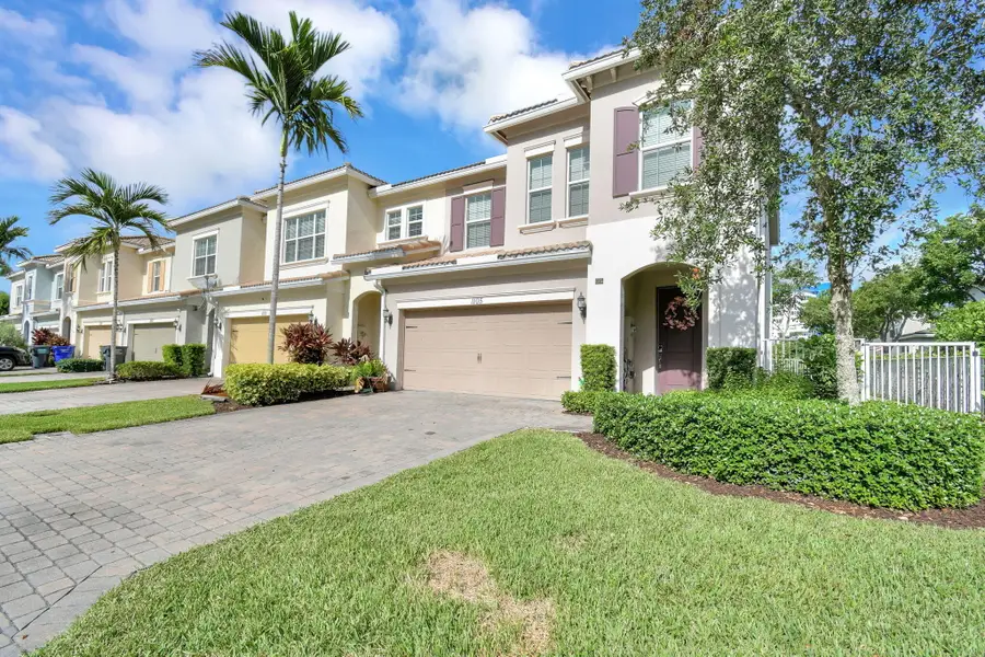 1105 Banyan Drive, Hollywood, FL 33021 - #2