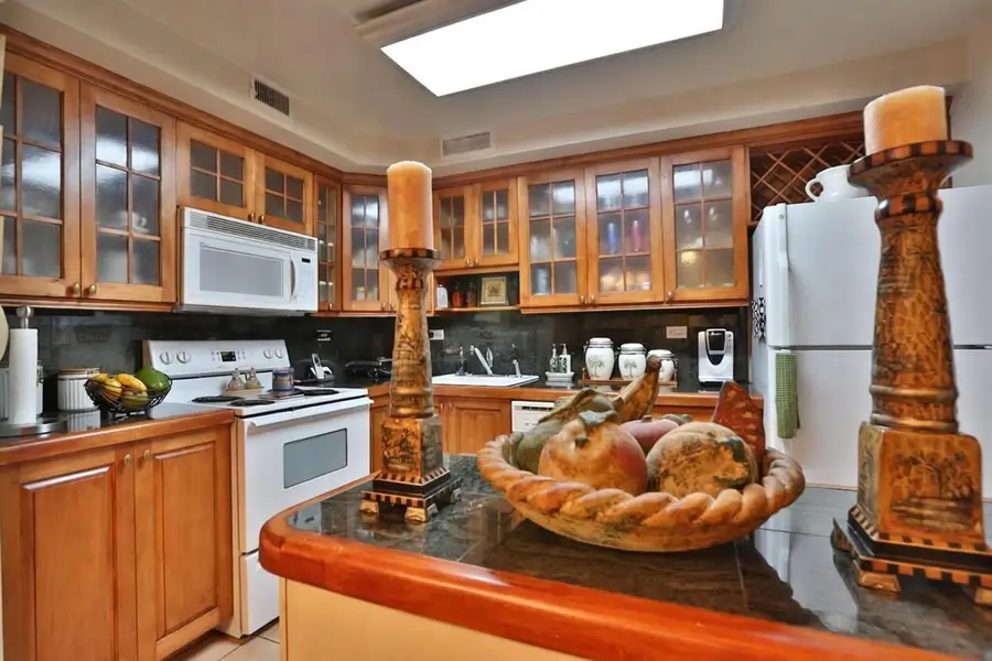 8101 SW 72nd Avenue #118w, Miami, FL 33143 - #3