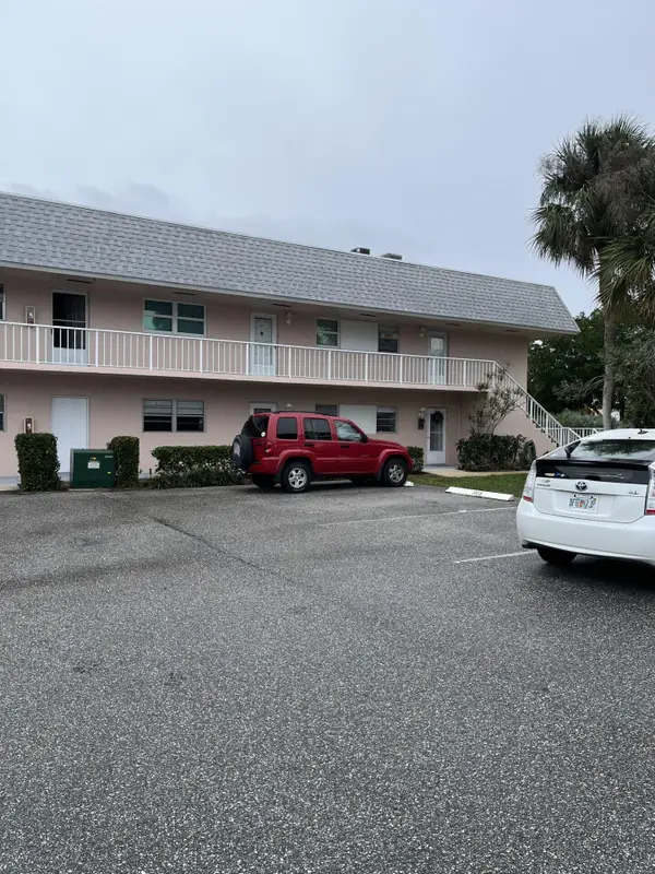 18081 SE Country Club Drive #100, Jupiter, FL 33469