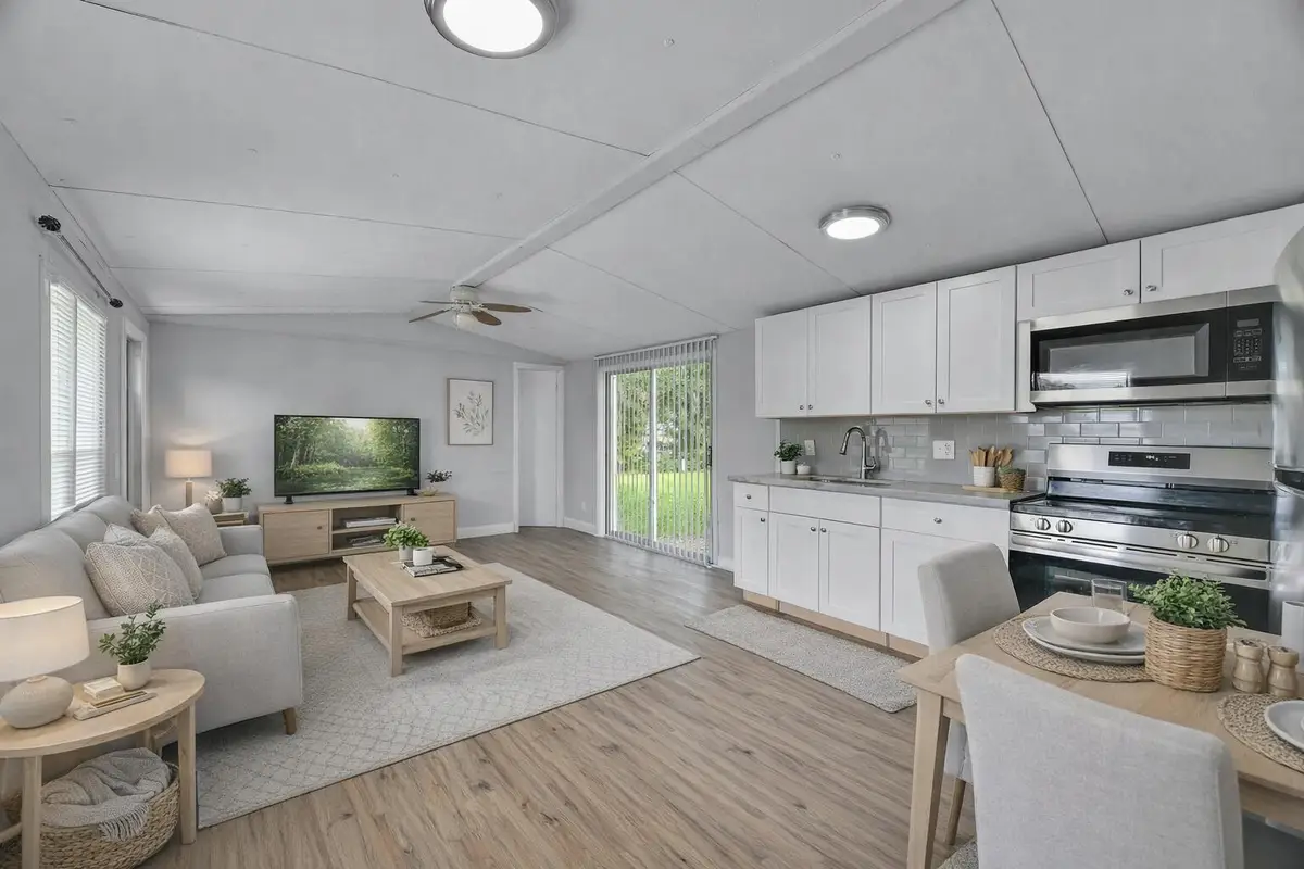 585 NW Avenue D, Moore Haven, FL 33471 - #1