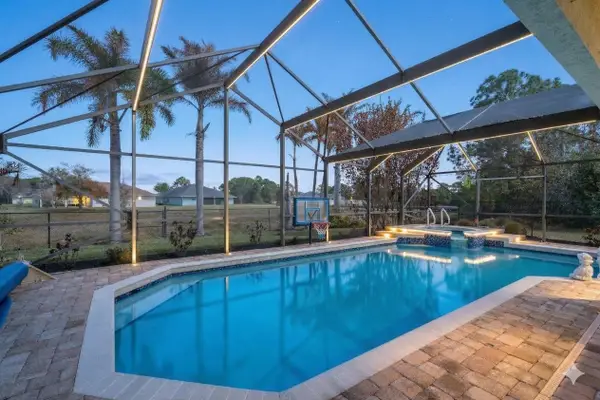 5593 NW Wesley Road, Port St Lucie, FL 34986