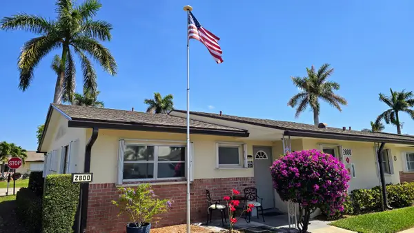 2800 Ashley Drive E #B, West Palm Beach, FL 33415