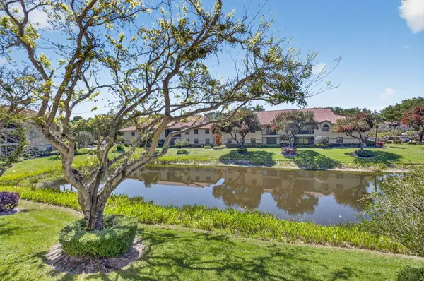 5155 Europa Drive #M, Boynton Beach, FL 33437