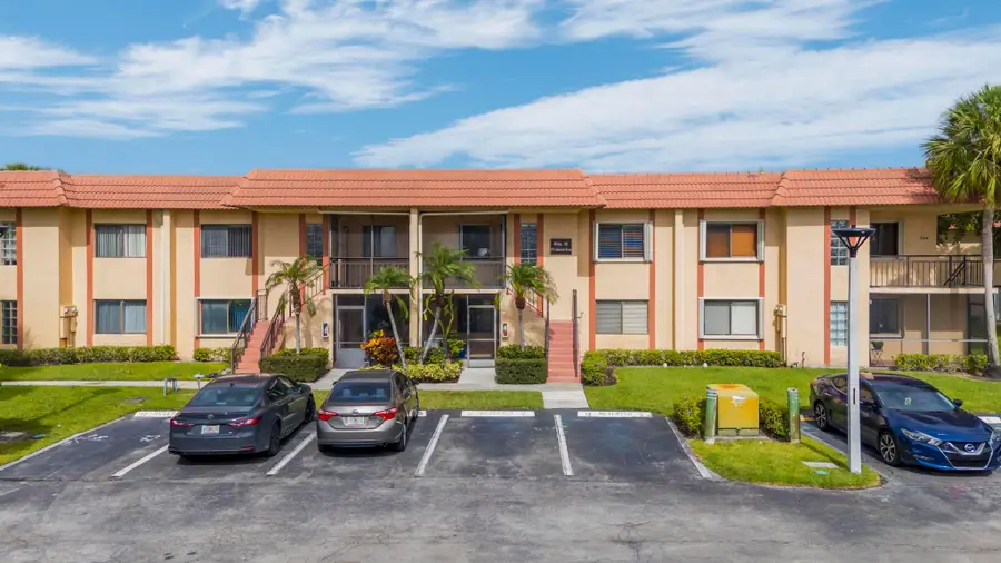 170 Lakeview Drive #203, Weston, FL 33326 - #2