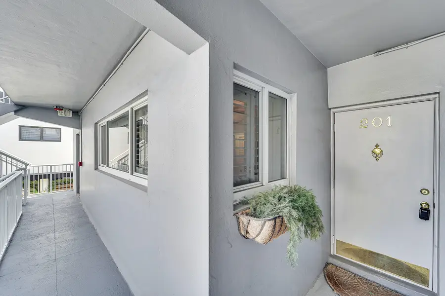 1201 S Riverside Drive #201, Pompano Beach, FL 33062 - #2