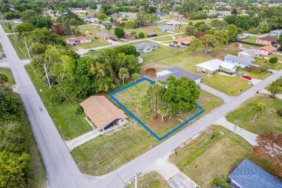 3804 Avenue M, Fort Pierce, FL 34947 - #1