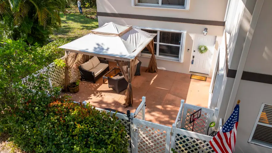 31 Clinton Court #B, Royal Palm Beach, FL 33411 - #3