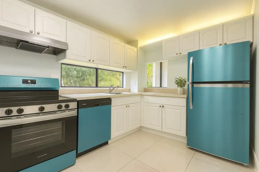 17021 N Bay Road #105, Sunny Isles Beach, FL 33160 - #3