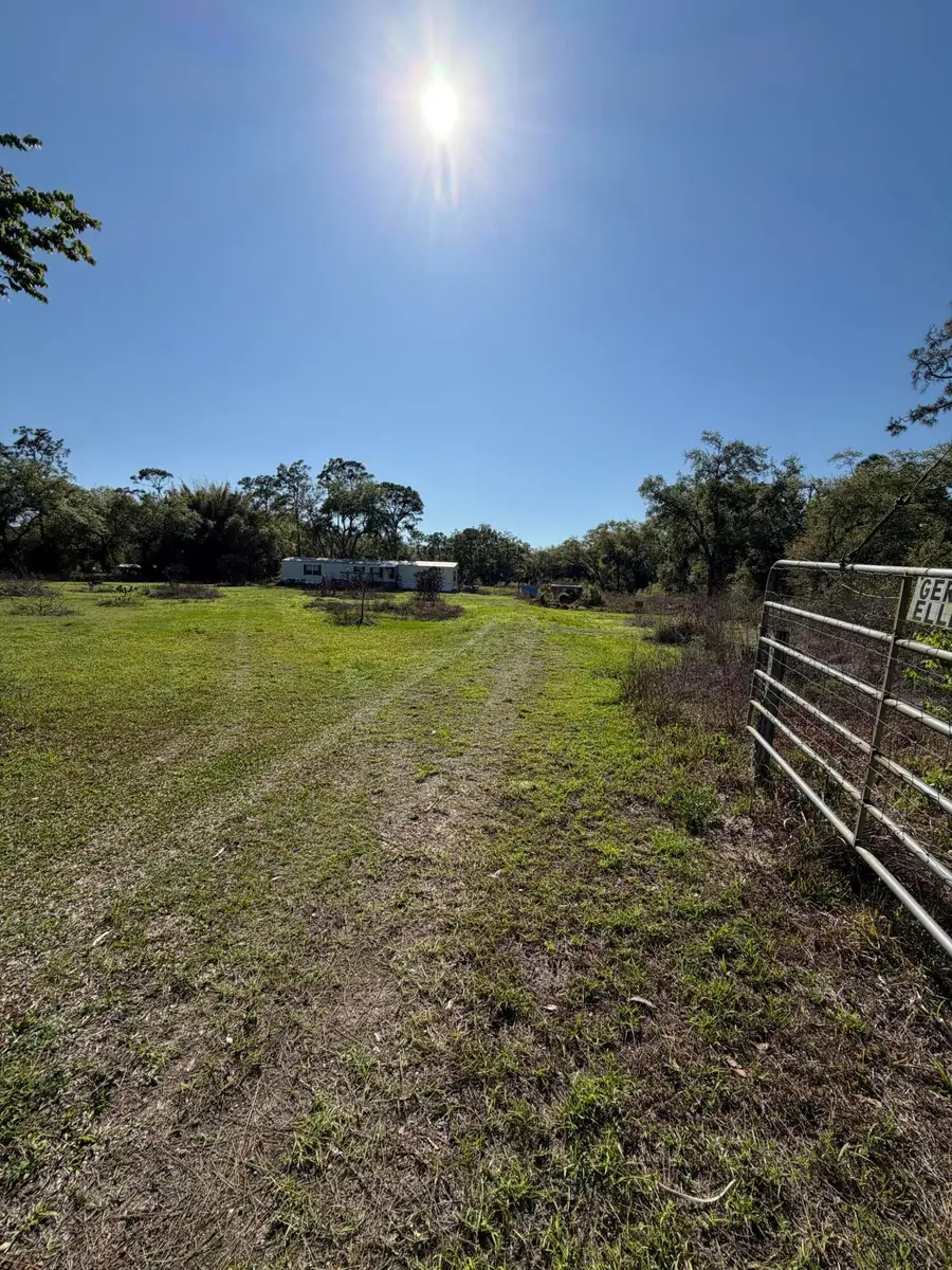 29265 NE 69th Terrace, Okeechobee, FL 34972 - #2