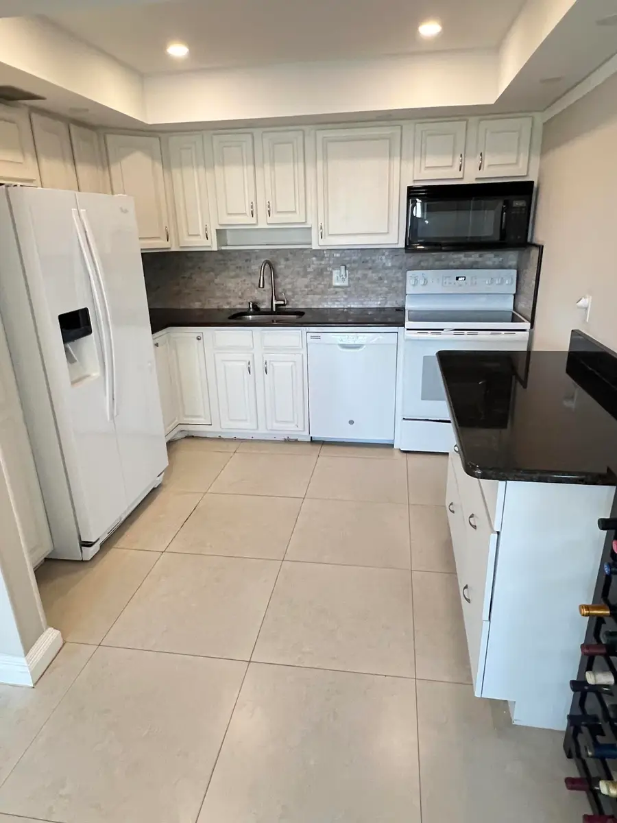 413 Greenbrier A, West Palm Beach, FL 33417 - #2