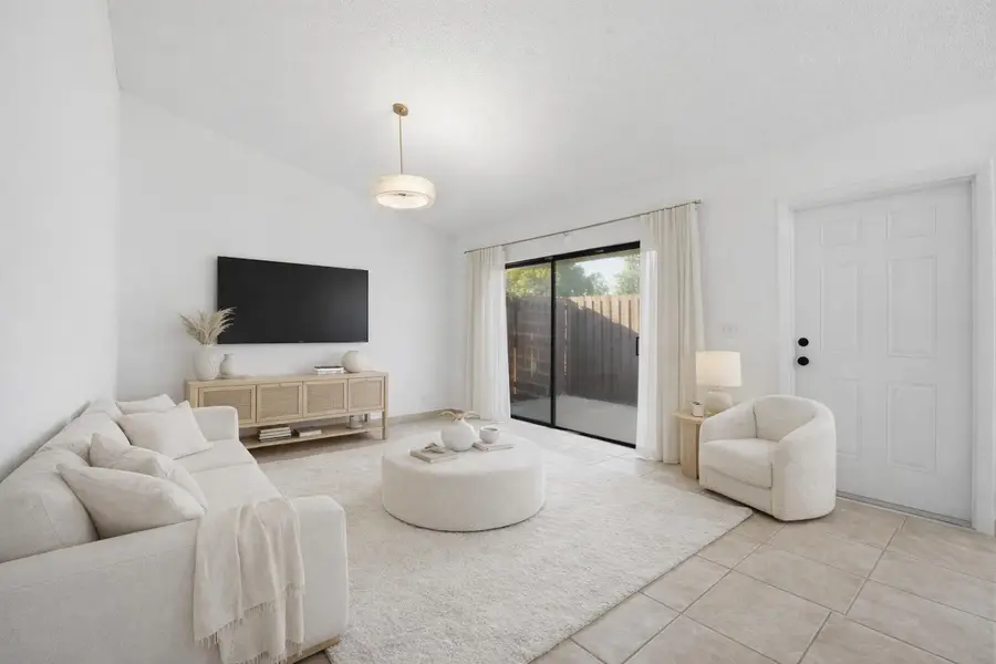 131 Springdale Circle, Palm Springs, FL 33461 - #2