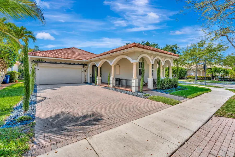 207 Via Rosina, Jupiter, FL 33458 - #2
