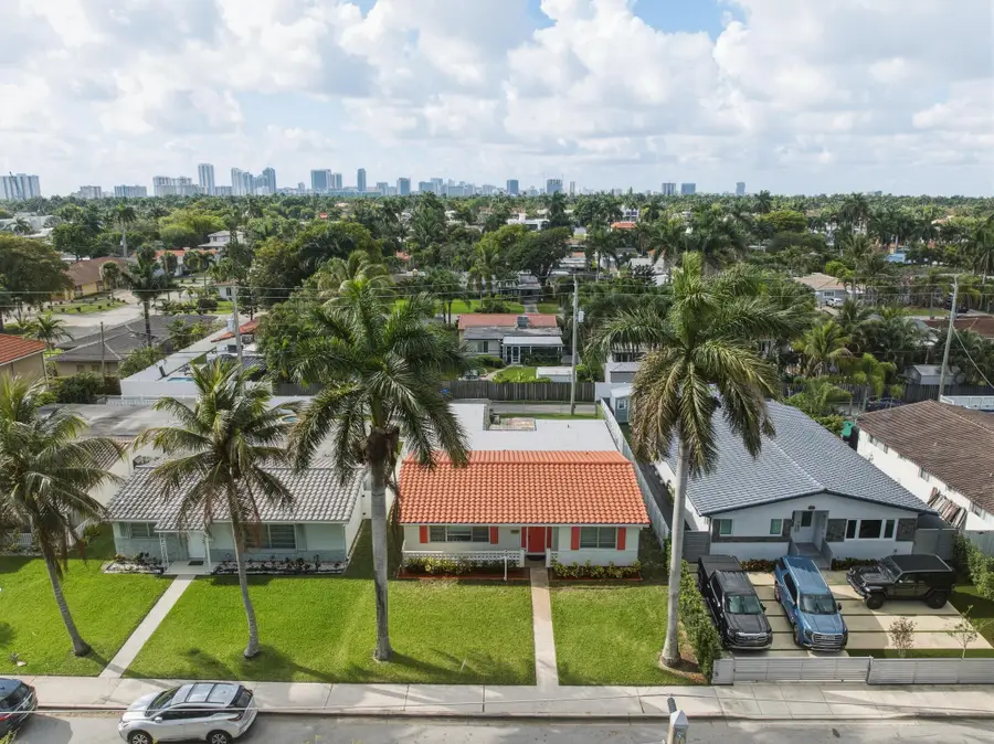 1114 Johnson Street, Hollywood, FL 33019 - #2