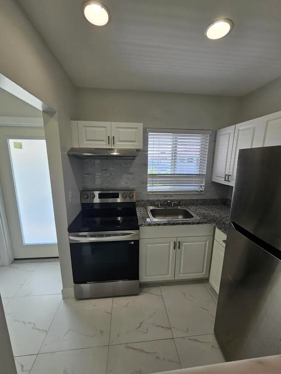 1115 Lake Terrace #208, Boynton Beach, FL 33426 - #3