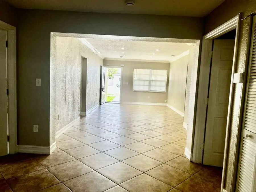 350 E 58th Street, Hialeah, FL 33013 - #3