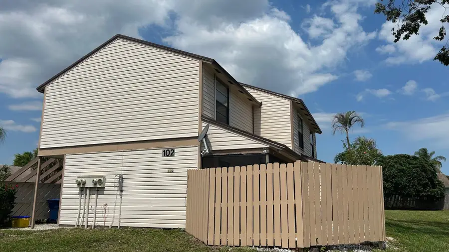 102 Sherwood Circle, Jupiter, FL 33458 - #2