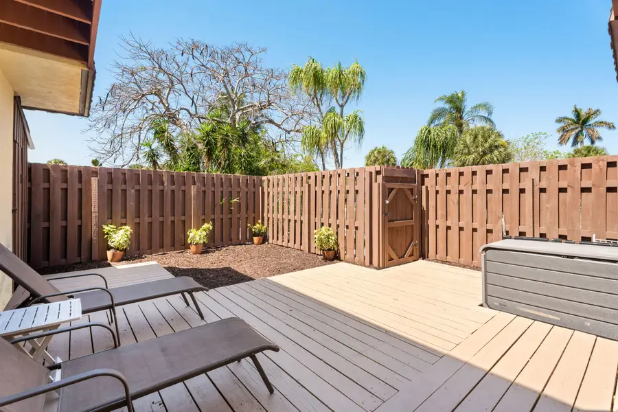 110 N Delaware Boulevard #13a, Jupiter, FL 33458 - #2