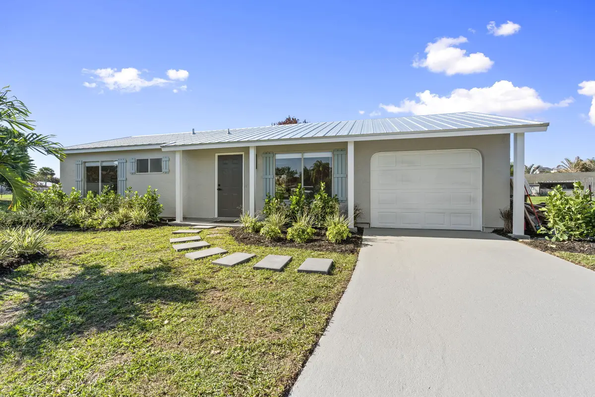 1900 SE Ancora Court, Port Saint Lucie, FL 34952 - #1