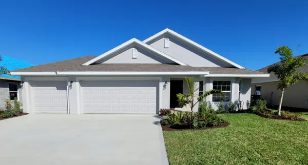 8844 Waterstone Boulevard, Fort Pierce, FL 34951