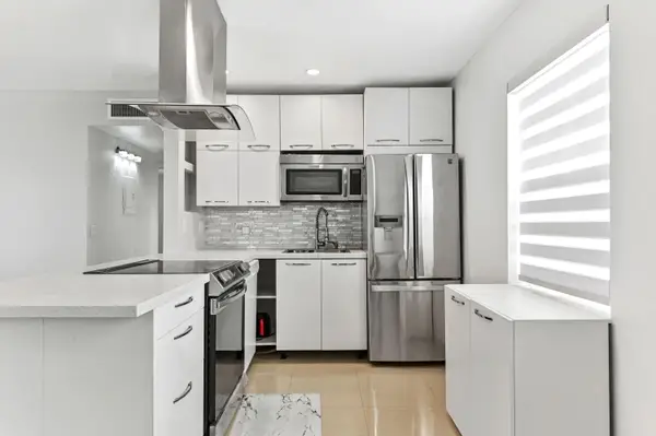 471 Capri J Drive, Delray Beach, FL 33484